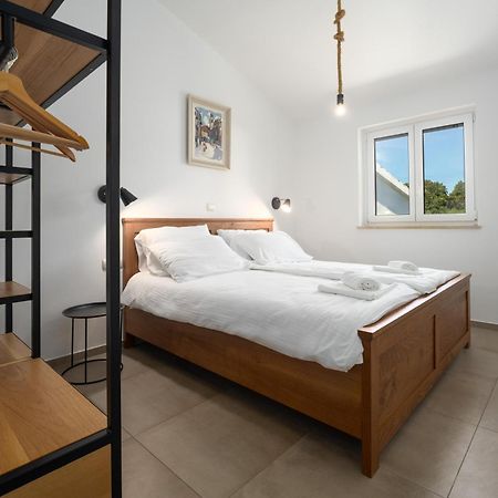 Luxury Apartments Villa San Avia Banjole Zewnętrze zdjęcie